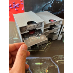 Nemesis :  support pour cartes sur la table de jeu